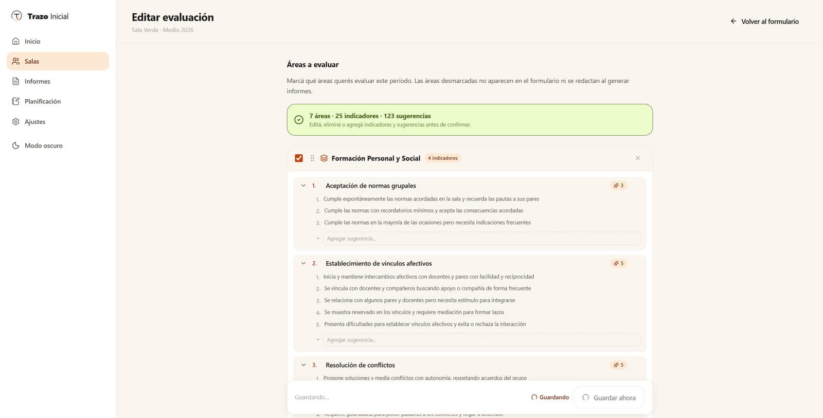Pantalla para editar la evaluación del período, con las áreas, los indicadores y las sugerencias de cada uno